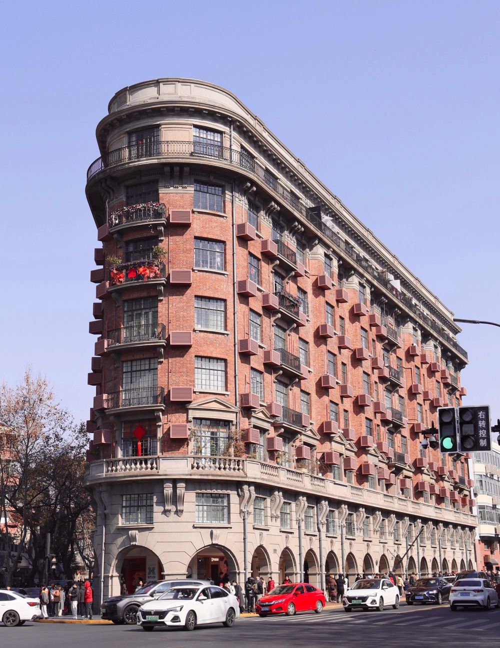 上海武康路老建筑网红打卡地文艺马路